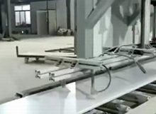  管材擠出機生產(chǎn)線